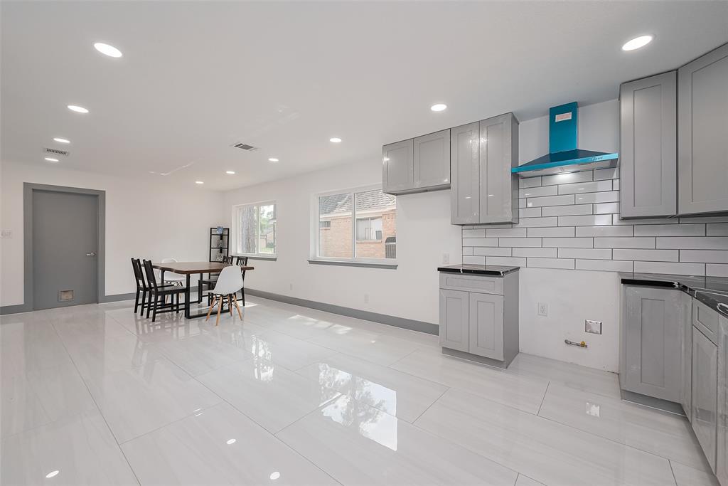 14823 Forest Lodge Drive, Houston, Texas image 18