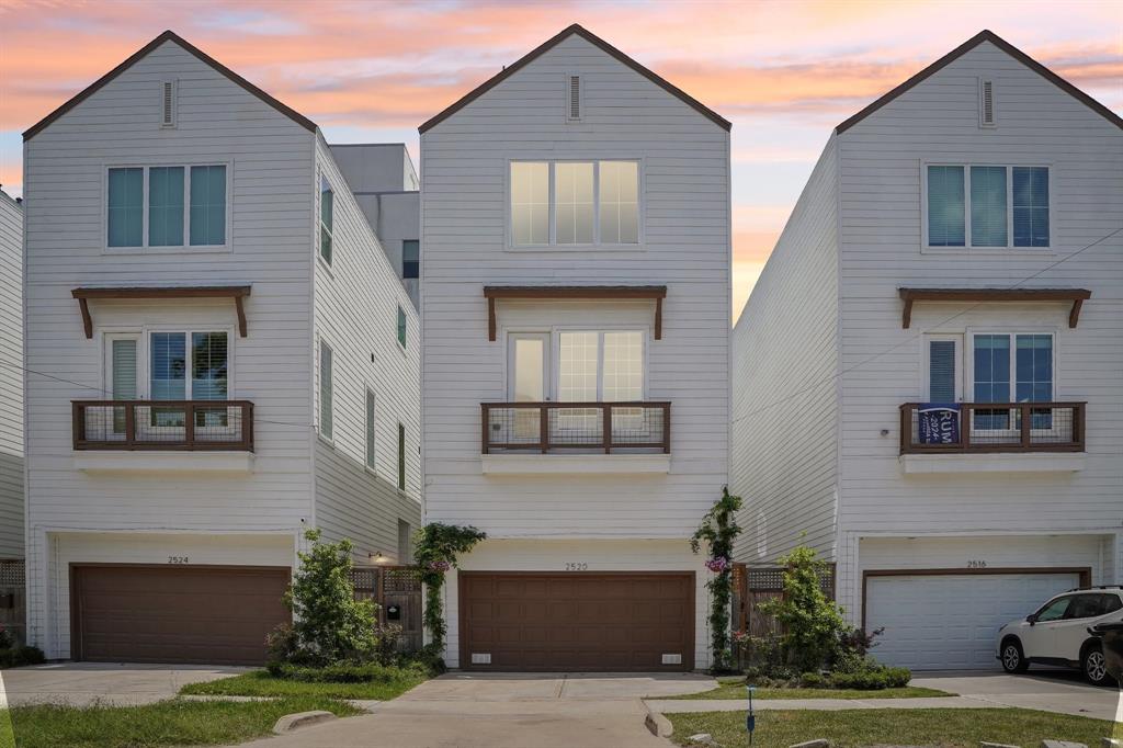 2520 Ohsfeldt Street, Houston, Texas image 2