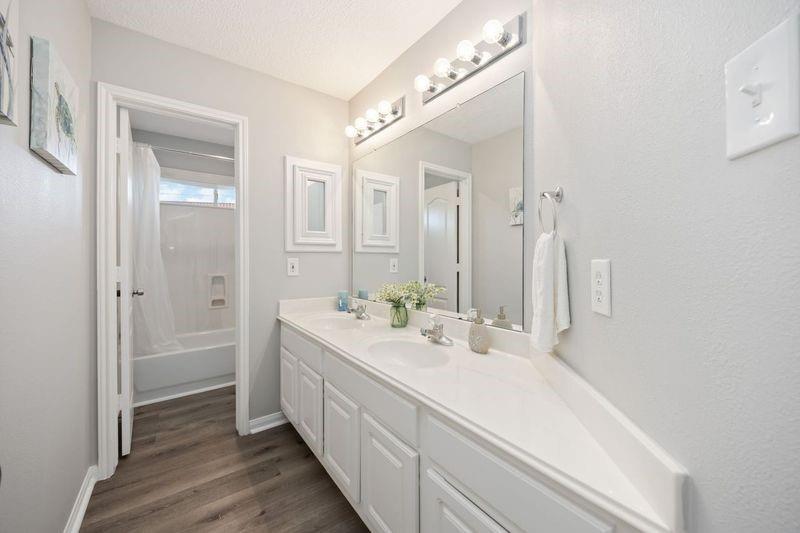 403 Leisure Drive, Stafford, Texas image 16