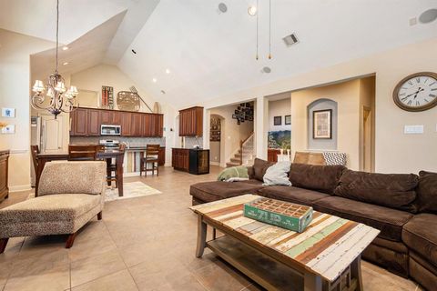 Single Family Residence in League City TX 2203 Lilyglen Court 8.jpg