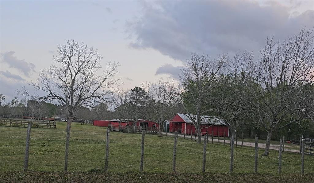 1001 Indian Shores Road, Crosby, Texas image 4