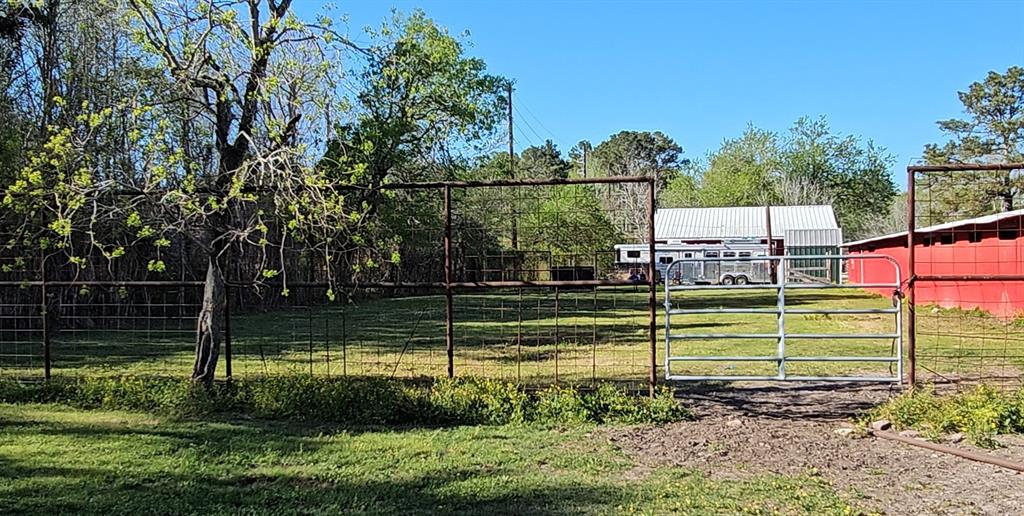 1001 Indian Shores Road, Crosby, Texas image 25