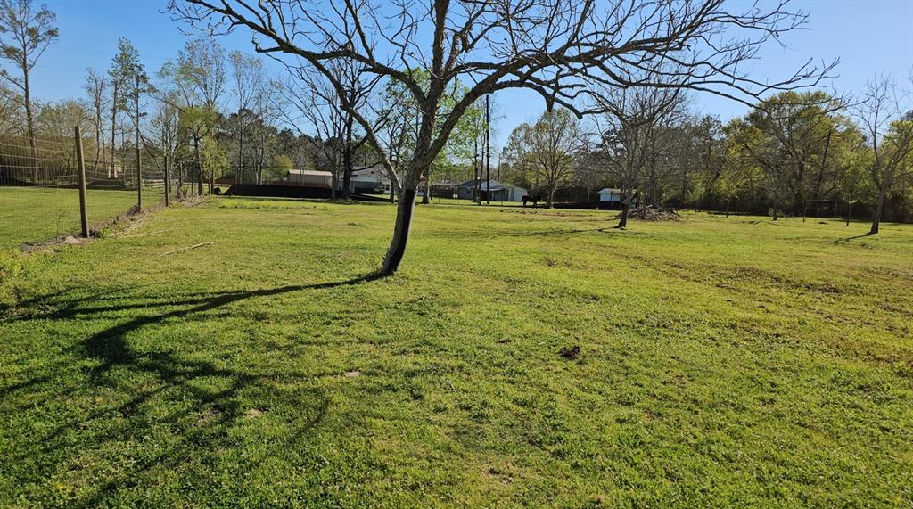 1001 Indian Shores Road, Crosby, Texas image 9