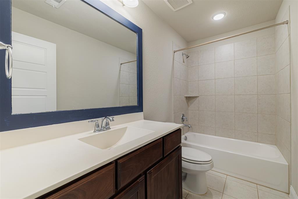 16719 Highland Country Drive, Cypress, Texas image 9