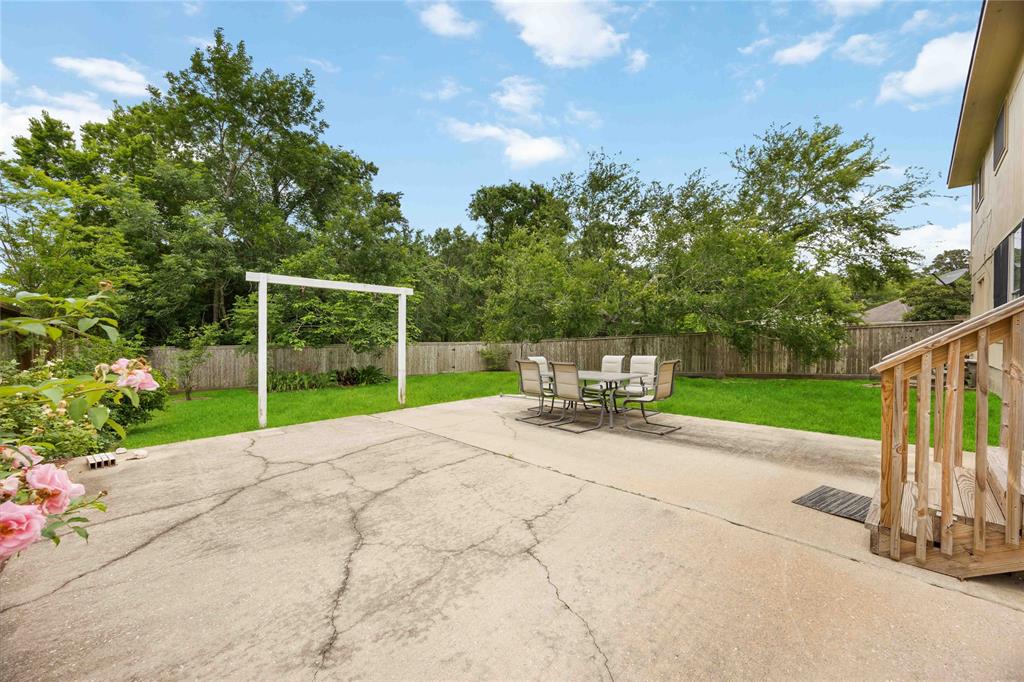 5498 Appleblossom Lane, Friendswood, Texas image 28