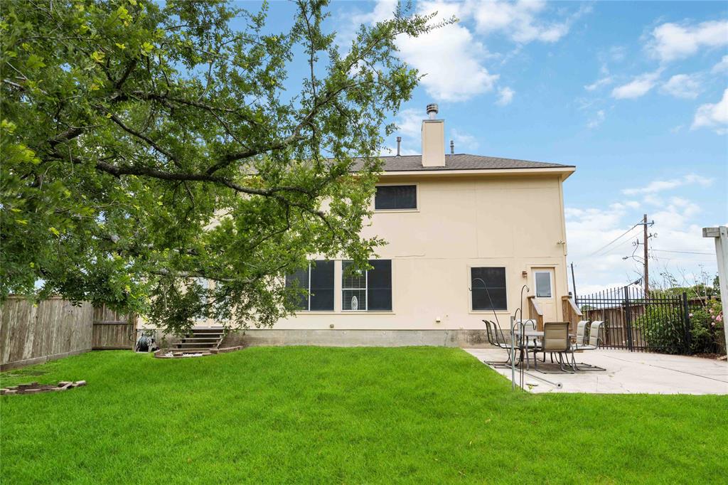 5498 Appleblossom Lane, Friendswood, Texas image 27