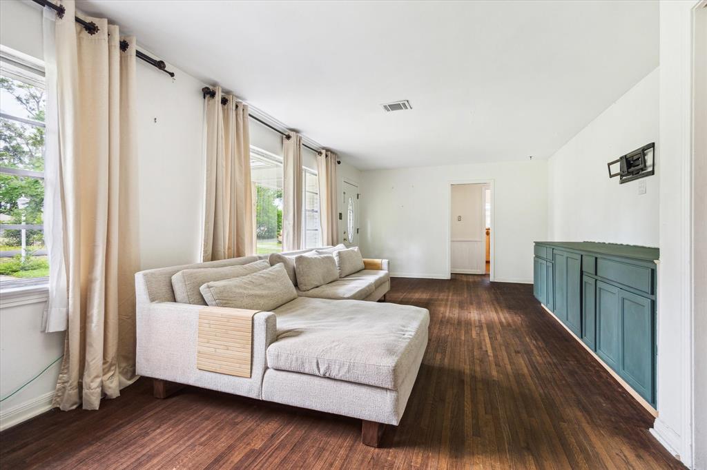 4639 Wild Indigo Street #459, Houston, Texas image 3