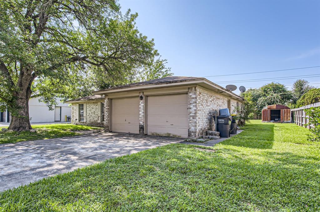 13019 Foxburo Drive, Houston, Texas image 3