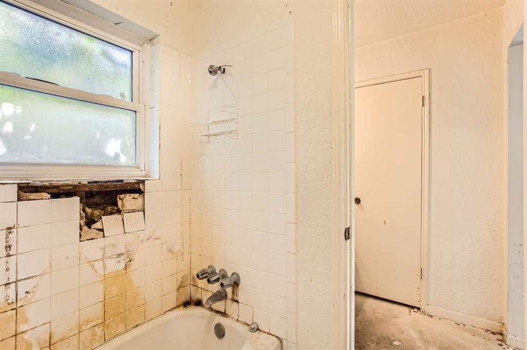 13019 Foxburo Drive, Houston, Texas image 17