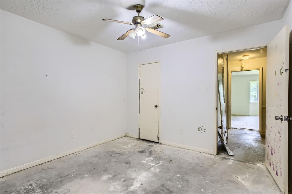 13019 Foxburo Drive, Houston, Texas image 22