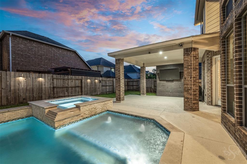 27407 Sunrise Ranch Lane