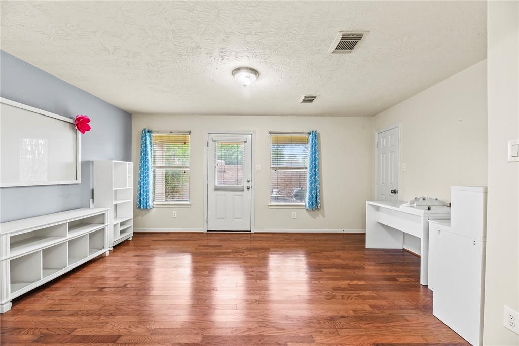 7824 Stoneyway Drive, Houston, Texas image 4