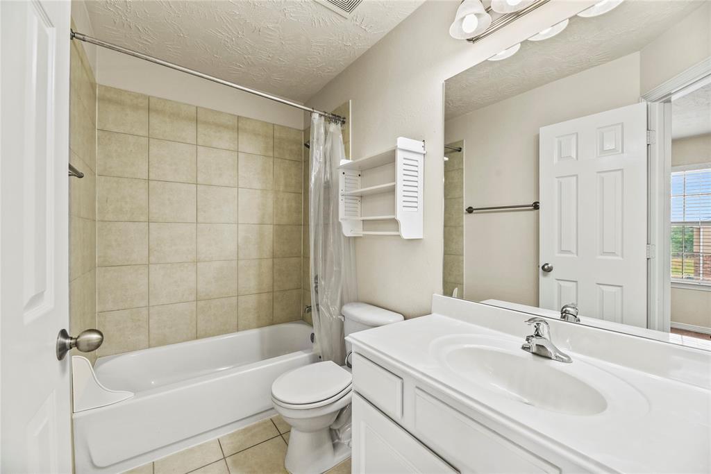 7824 Stoneyway Drive, Houston, Texas image 24