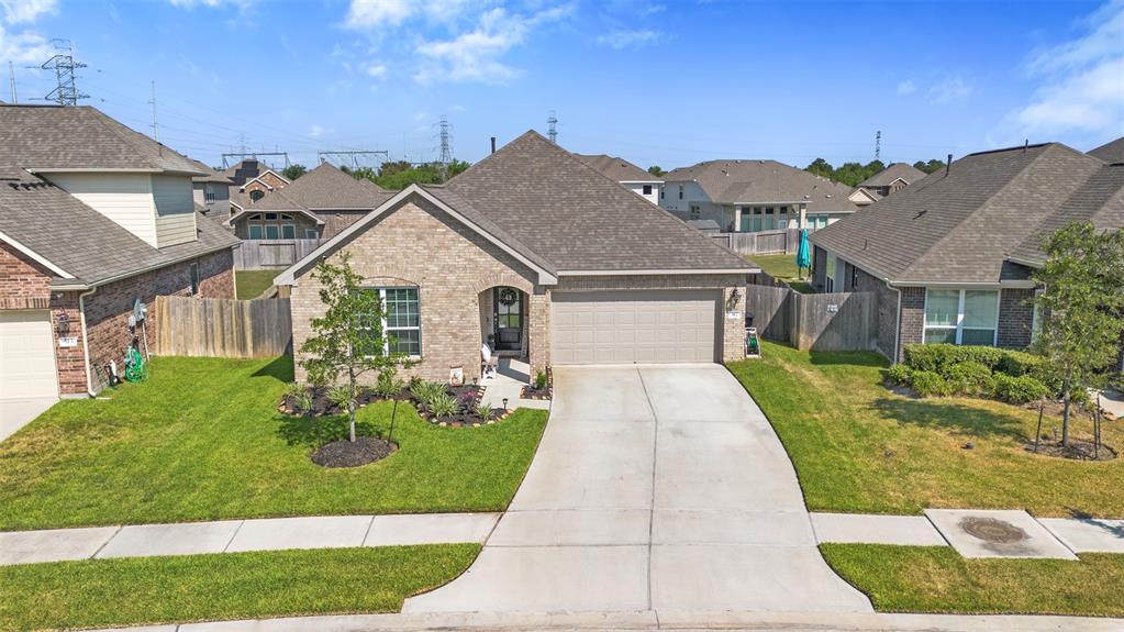 317 Cabernet Drive, Alvin, Texas image 33