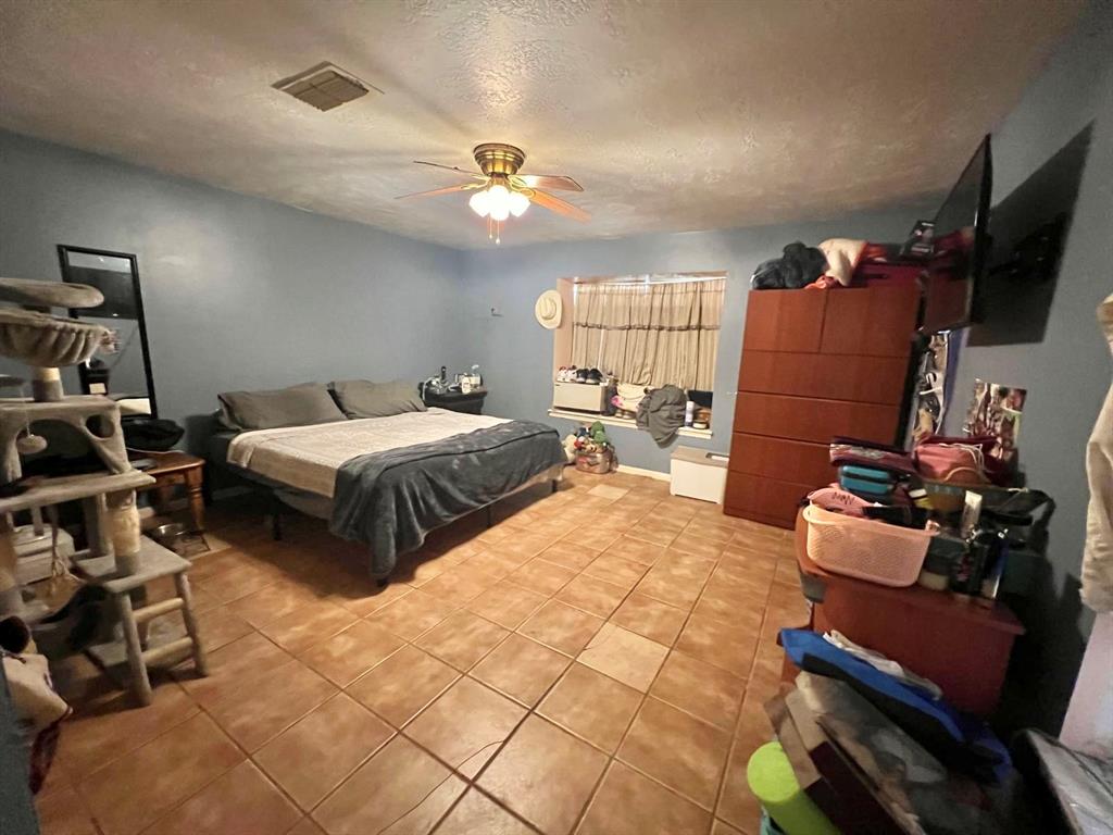 9149 Oak Arbor Drive, Conroe, Texas image 6