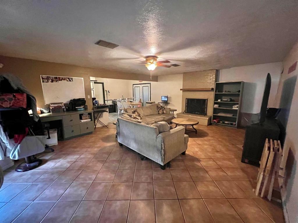 9149 Oak Arbor Drive, Conroe, Texas image 4