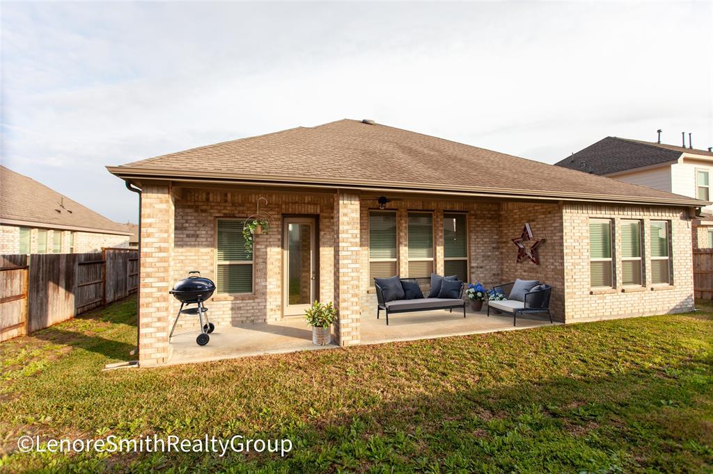 3708 Rock Ledge Drive, Rosenberg, Texas image 11