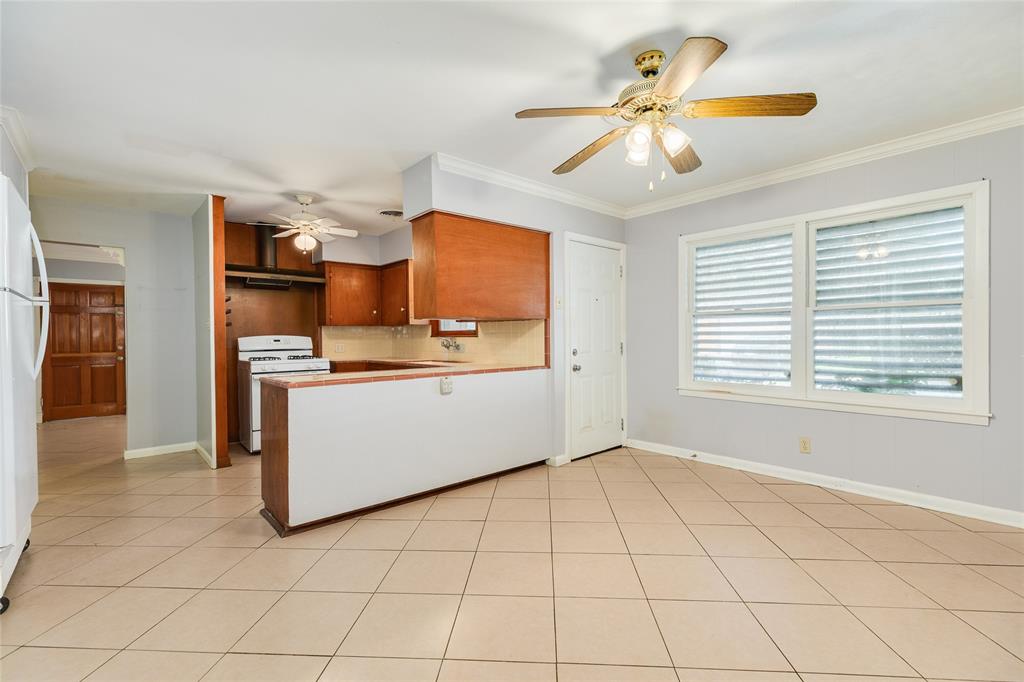 128 Tuna Street, Galveston, Texas image 7