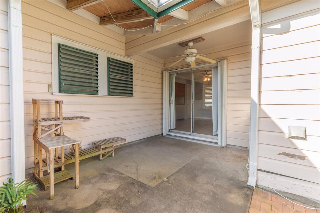 128 Tuna Street, Galveston, Texas image 23