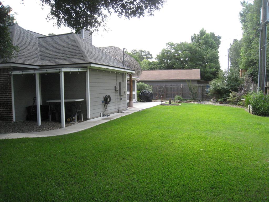 115 Texarkana Drive, Magnolia, Texas image 2