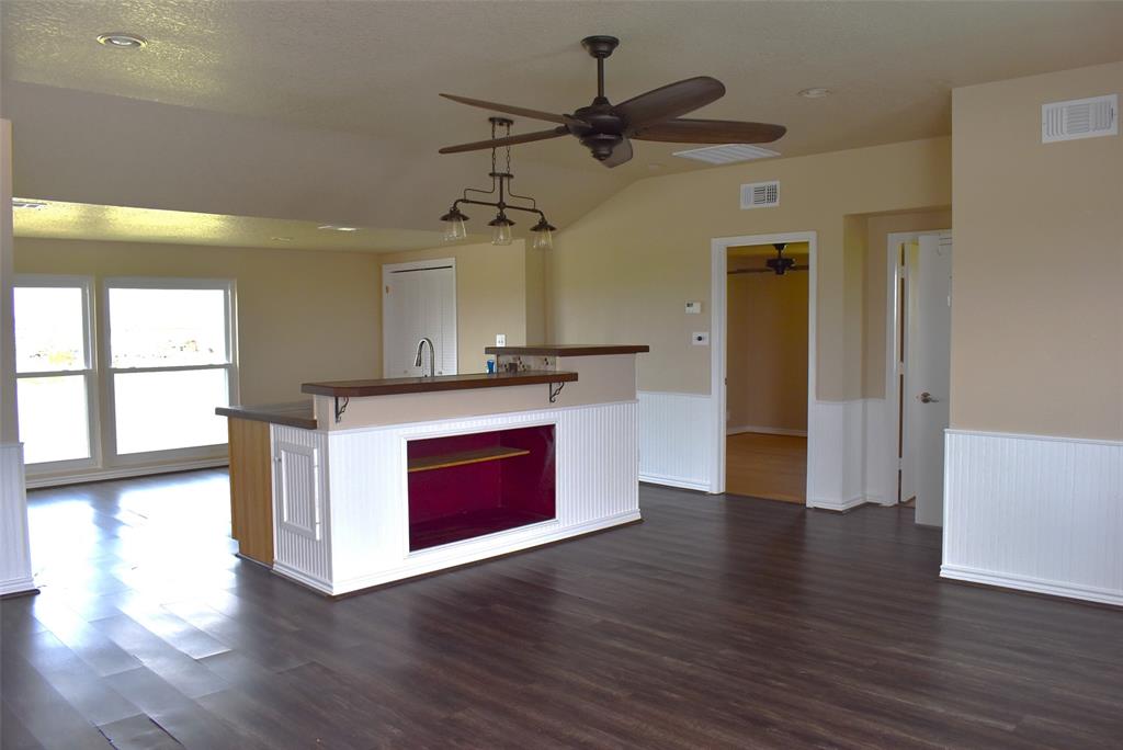 11 Chimaera Road, Sargent, Texas image 29