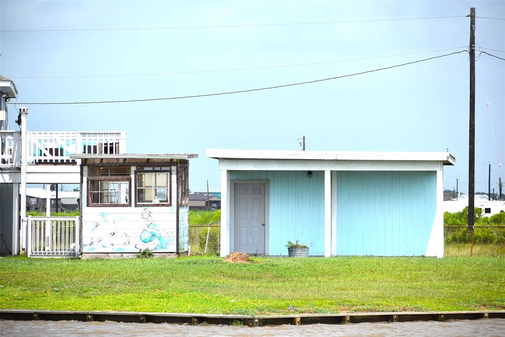 11 Chimaera Road, Sargent, Texas image 21