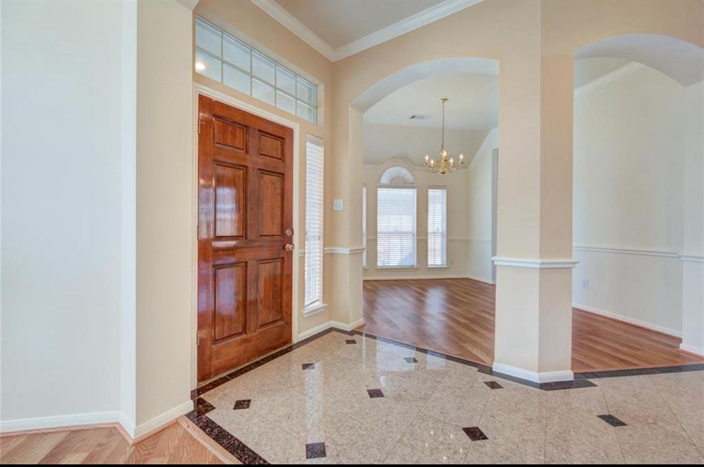 13130 Georgetown Drive, Sugar Land, Texas image 3