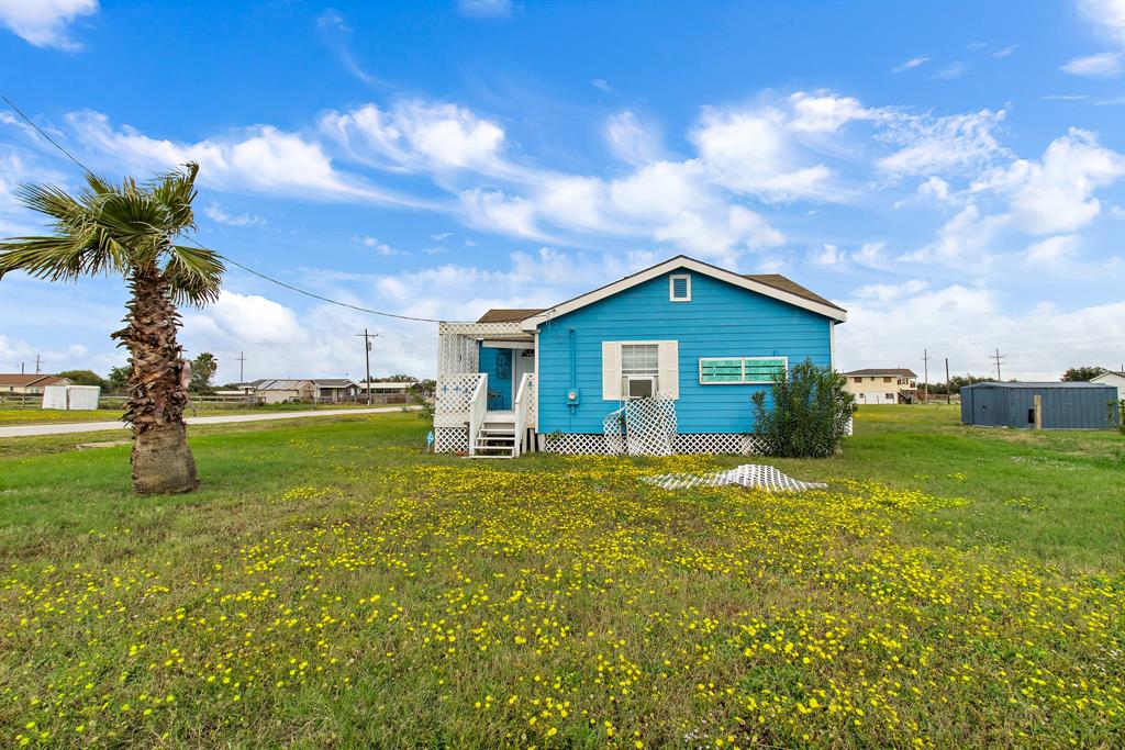 1402 Nelson Avenue, Port Bolivar, Texas image 8