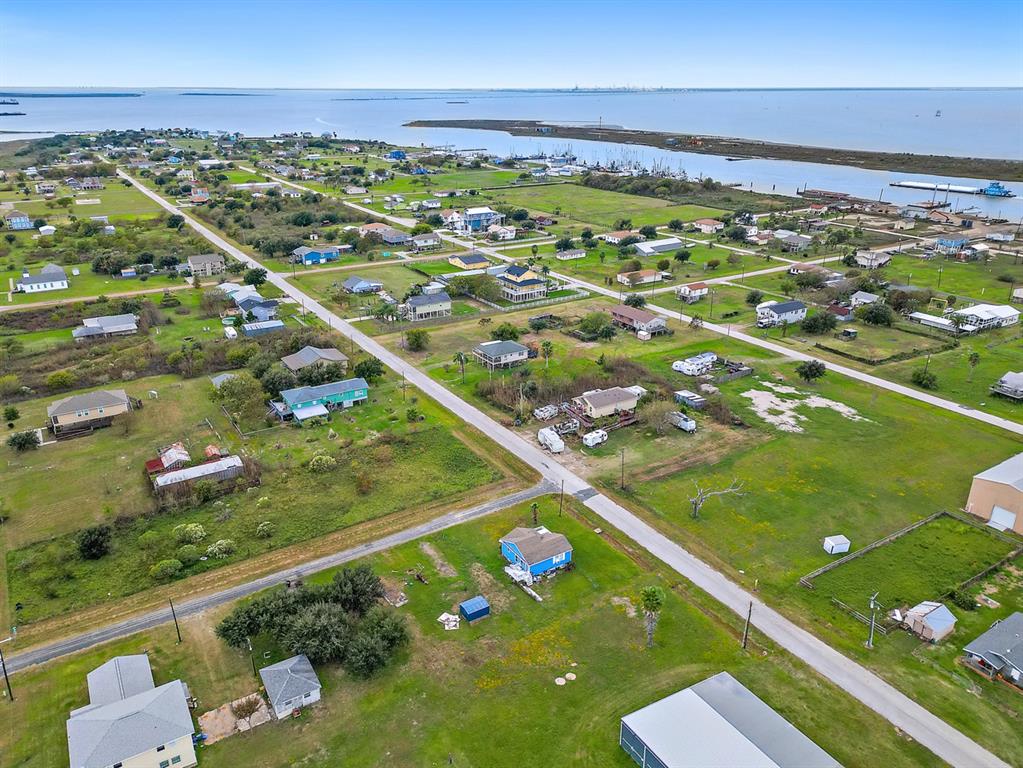 1402 Nelson Avenue, Port Bolivar, Texas image 23