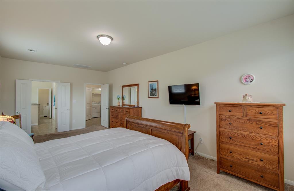 4011 Longwood Drive, Mont Belvieu, Texas image 17