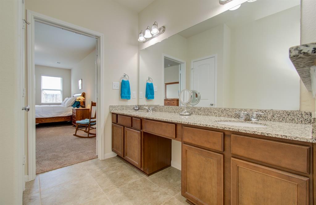 4011 Longwood Drive, Mont Belvieu, Texas image 21