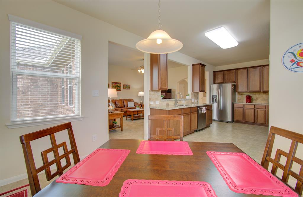 4011 Longwood Drive, Mont Belvieu, Texas image 13