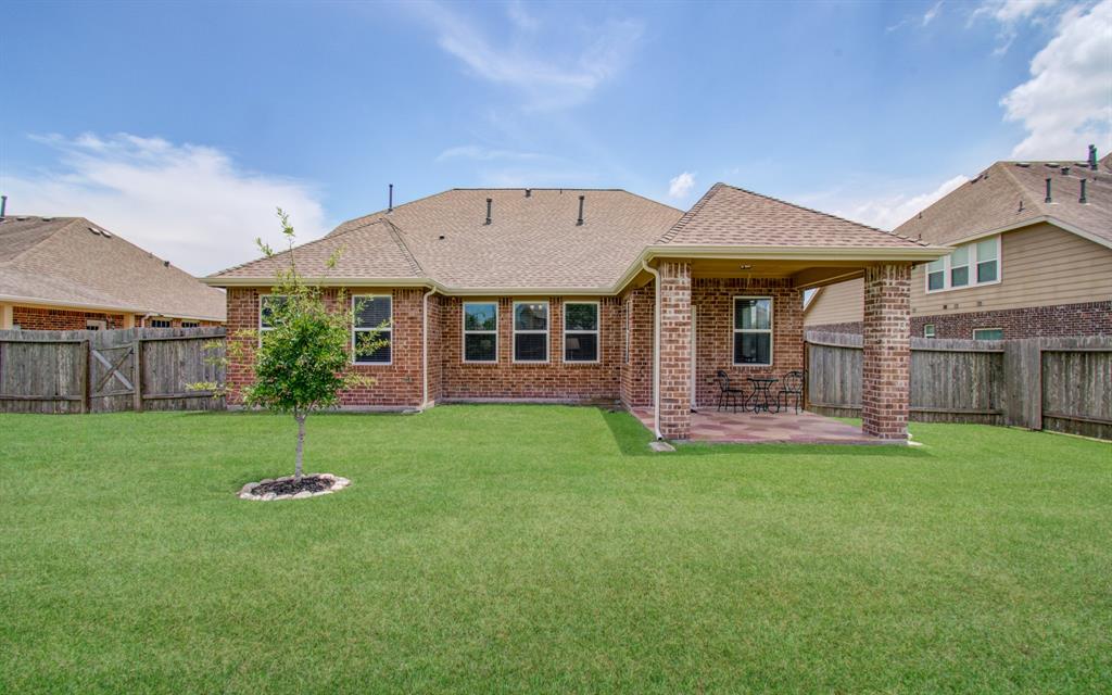 4011 Longwood Drive, Mont Belvieu, Texas image 30