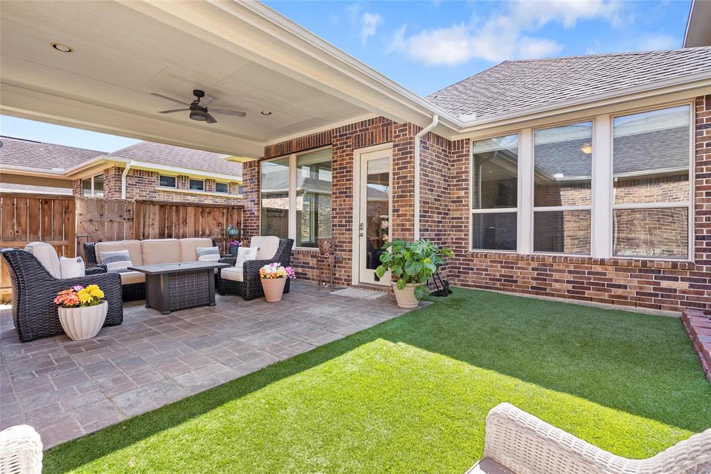 514 Imperial Boulevard, Sugar Land, Texas image 4