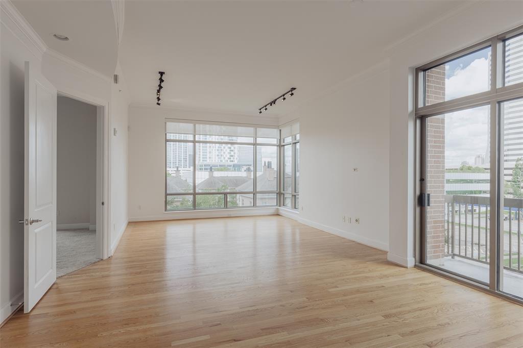 2211 Briarglen Drive 502