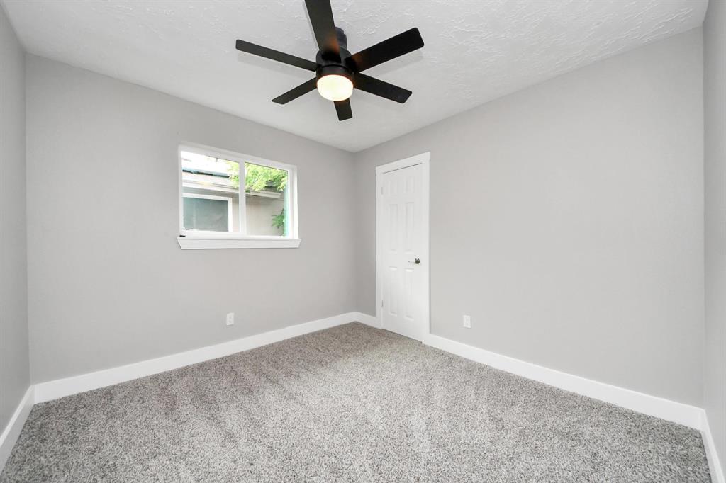20010 Cottonglade Lane, Humble, Texas image 21