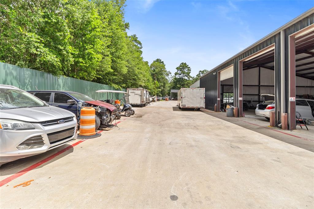 12827 Highway 105 E