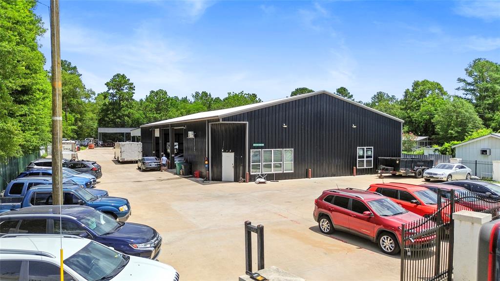 12827 Highway 105 E