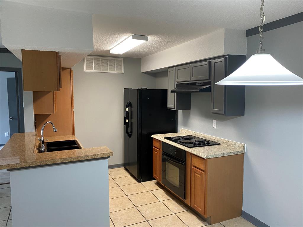 12955 Woodforest Boulevard 3