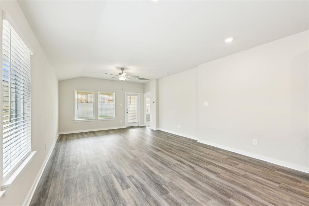 6721 Chinapkin Oak Lane, Conroe, Texas image 15