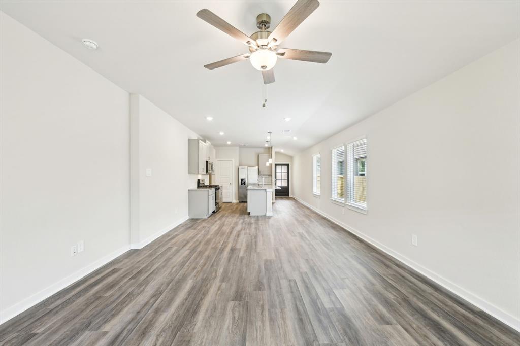 6721 Chinapkin Oak Lane, Conroe, Texas image 5