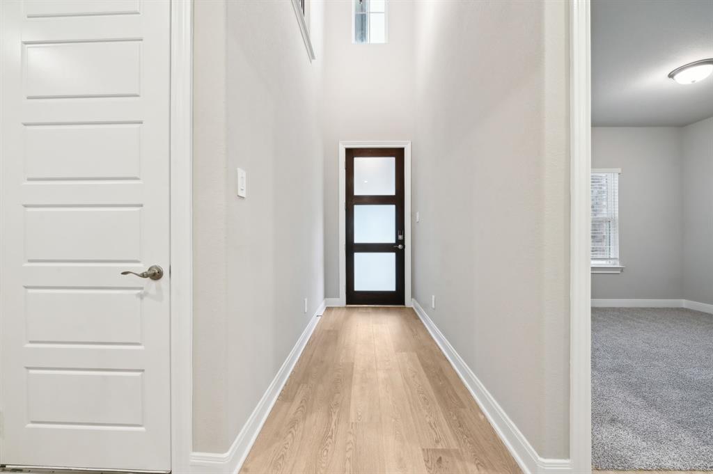 141 Bay Bridge Court, Montgomery, Texas image 5