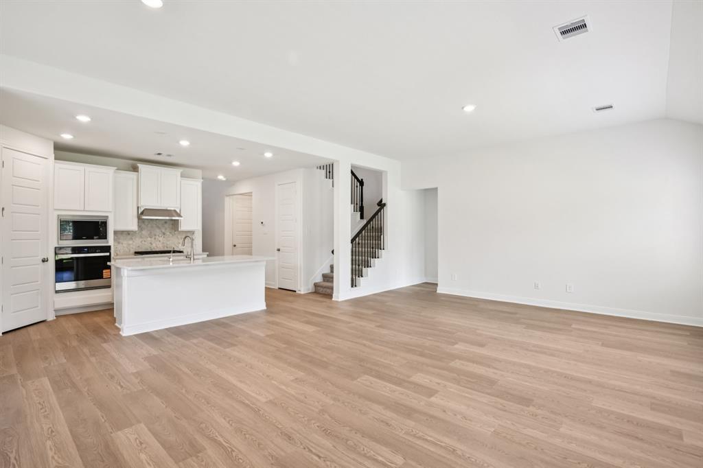 141 Bay Bridge Court