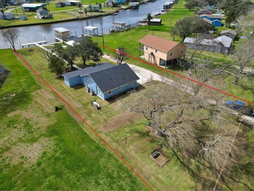 2426 Cr 297, Sargent, Texas image 27
