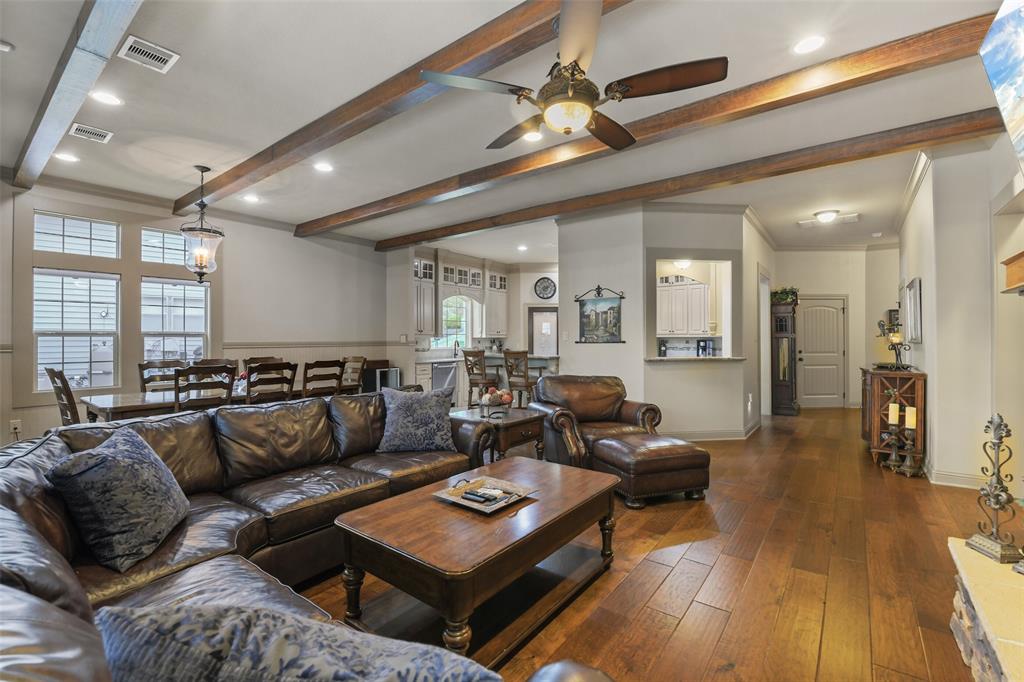 5050 Pleasure Lake Drive, Willis, Texas image 9
