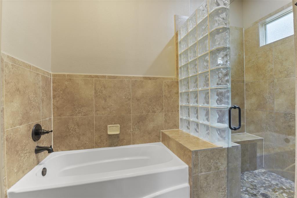 5050 Pleasure Lake Drive, Willis, Texas image 24