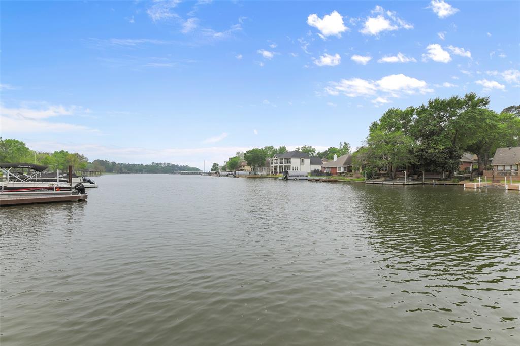 5050 Pleasure Lake Drive, Willis, Texas image 41