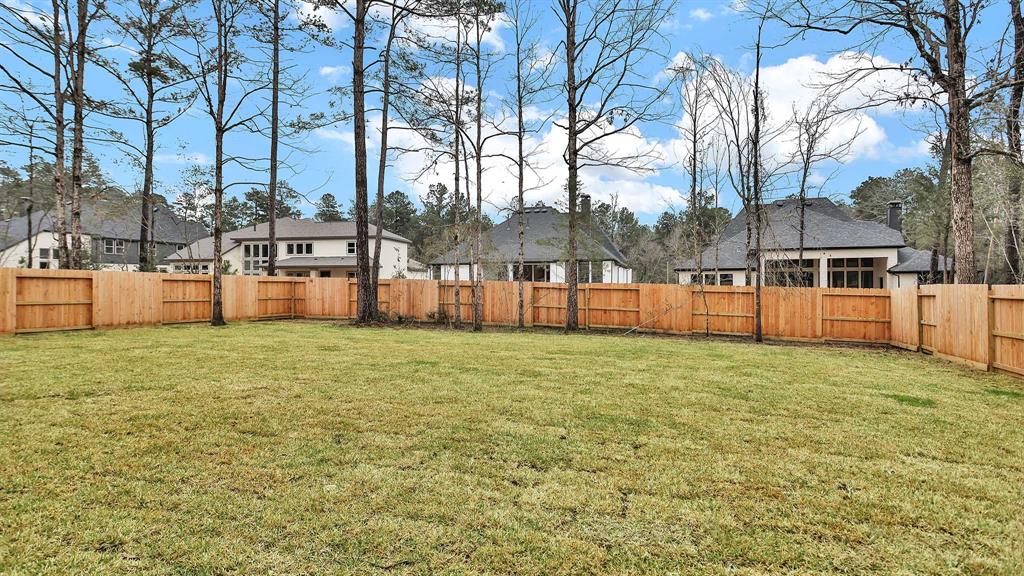 215 Wooded Rill Court, Willis, Texas image 18