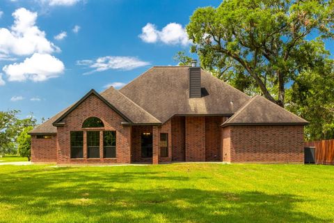 A home in Clute