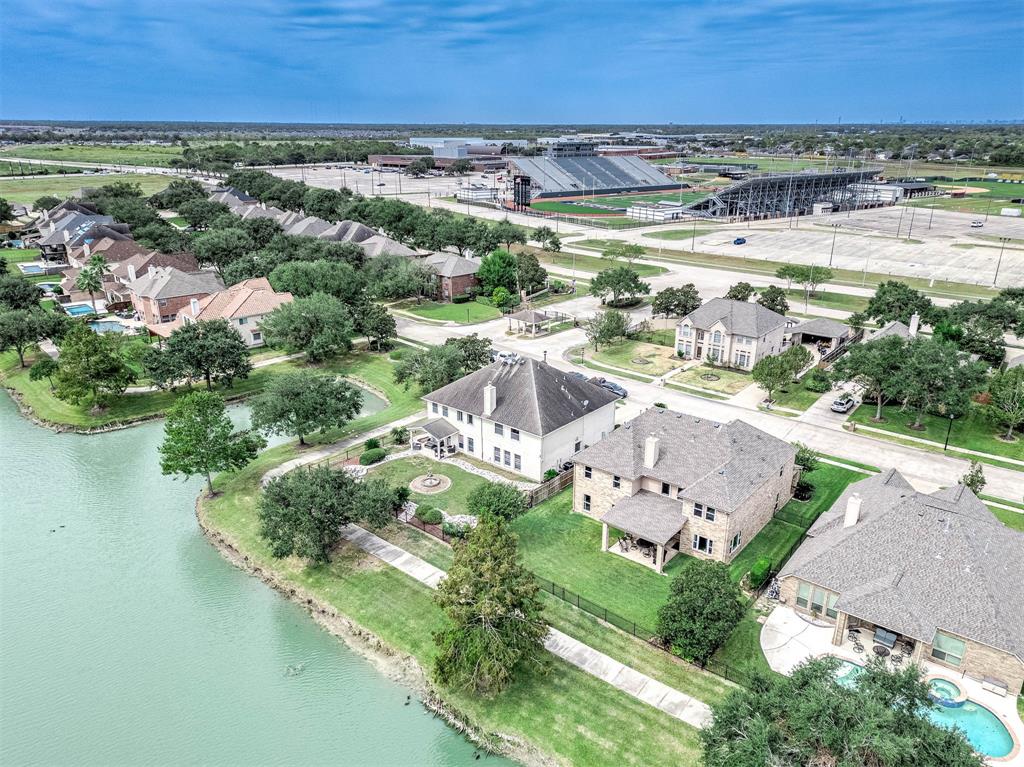 2916 Eagle Lake Drive, Pearland, Texas image 40